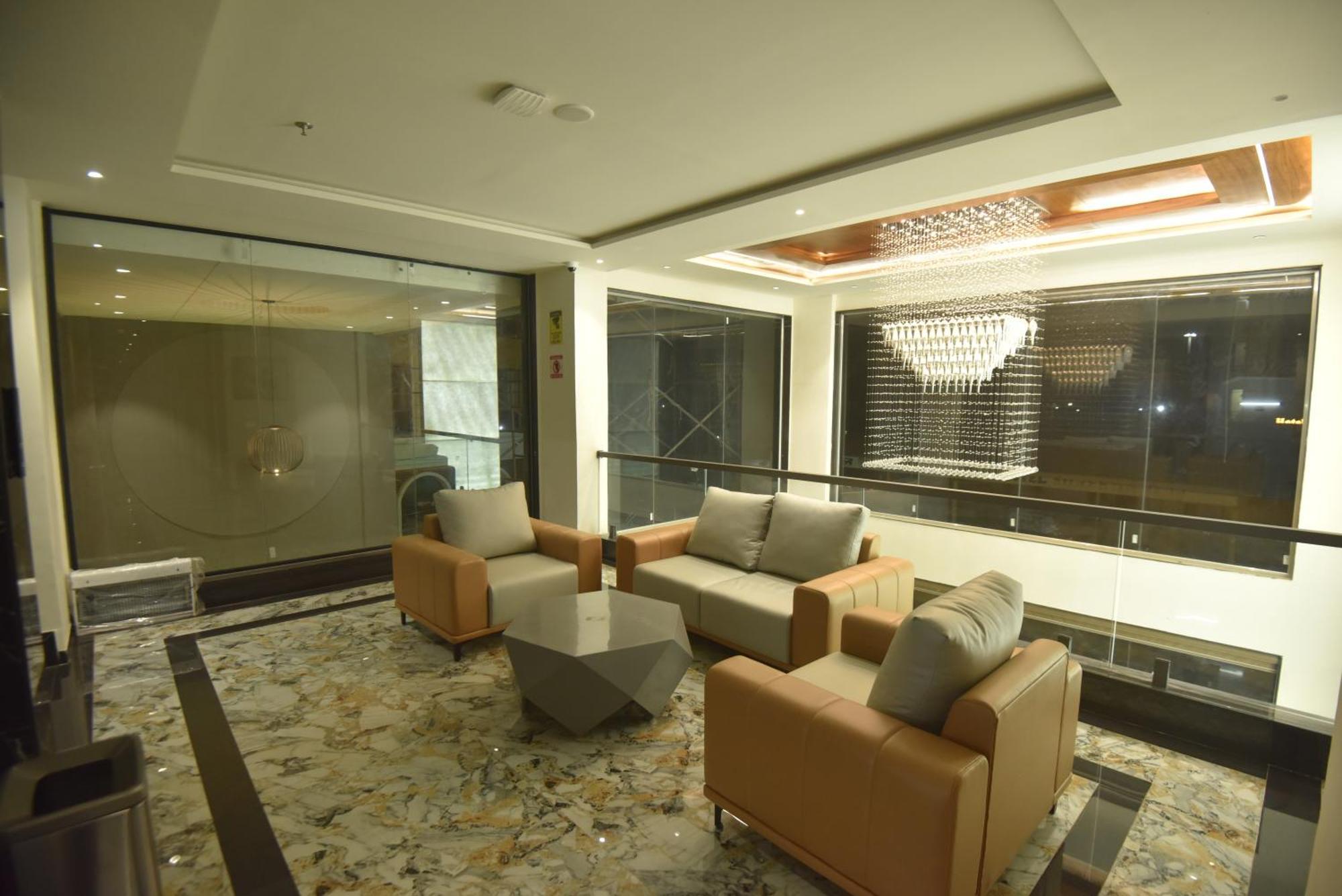 Kings Kraft Tremezzo Inn, Сомнатх Экстерьер фото